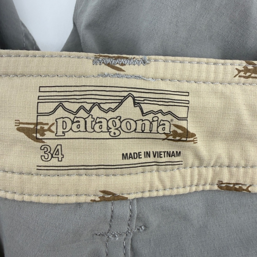 Patagonia Worn Wear Mens Gray Nylon Stretch Hiking Outdoor Shorts Size 34 - Picture 3 of 8